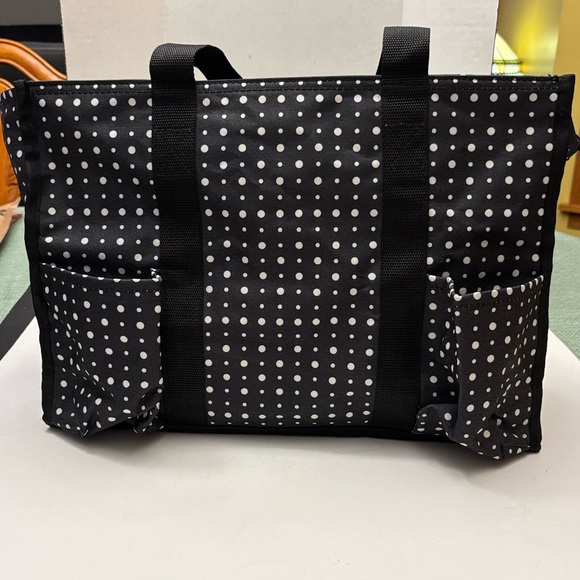 thirty-one Handbags - Thirty One Polka Dot Tote Bag
